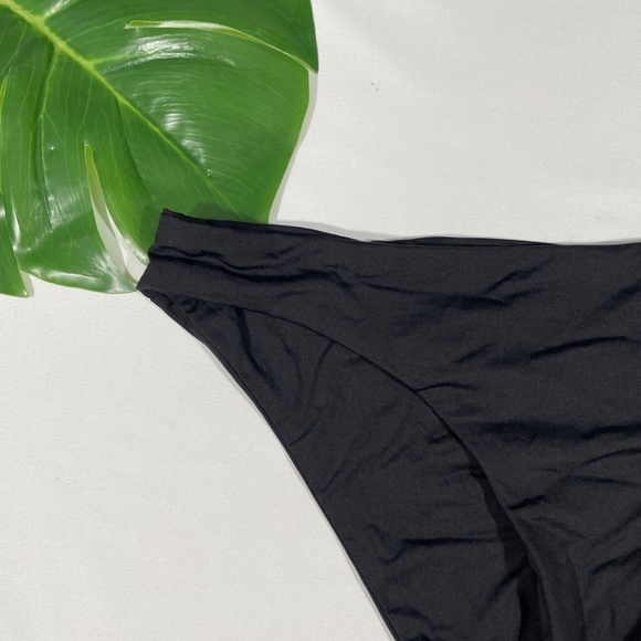 NEW $48 BECCA [ Medium ] Shirred Color Code Hipster Bikini Bottoms in Black #U90 - Picture 7 of 12
